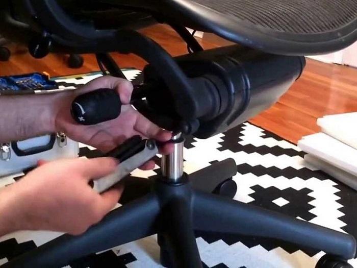 Có rất nhiều nơi sửa chữa ghế văn phòng trên thị trường hiện nay